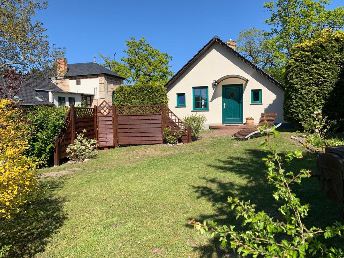 „Rentmeisterhaus Basedow“ Basedow  Esterno foto