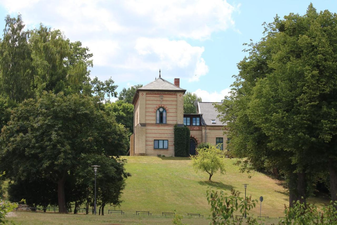 „Rentmeisterhaus Basedow“ Basedow  Esterno foto