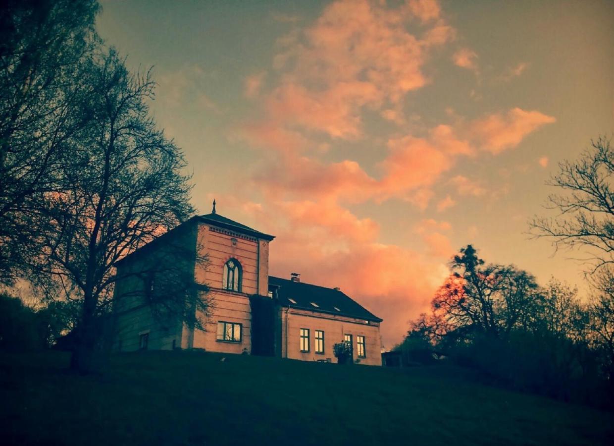 „Rentmeisterhaus Basedow“ Basedow  Esterno foto